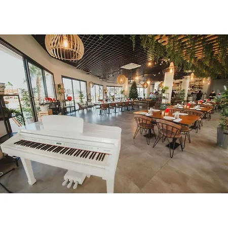 Apartment Luxury 4 Bedrooms Penthouse Caesar Gym,spa Perivolia tou Trikomou